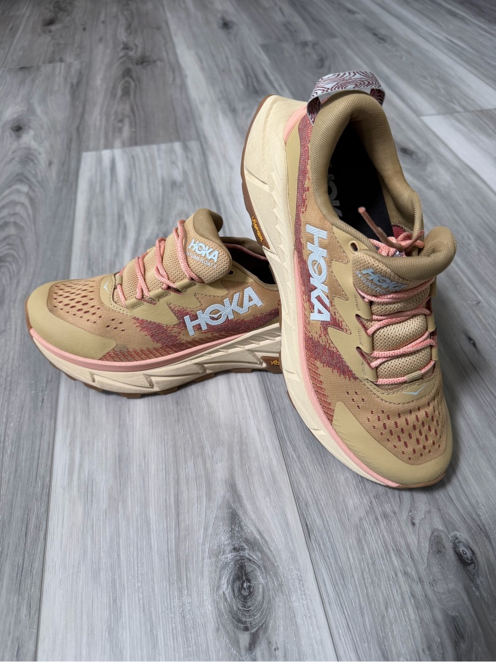 HOKA Skyline-Float X Women’s Size 9 Tan Pink Trail Hiking Shoes Vibram - Picture 8 of 12